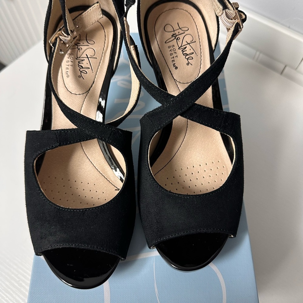 Life Stride Black Strappy Heels